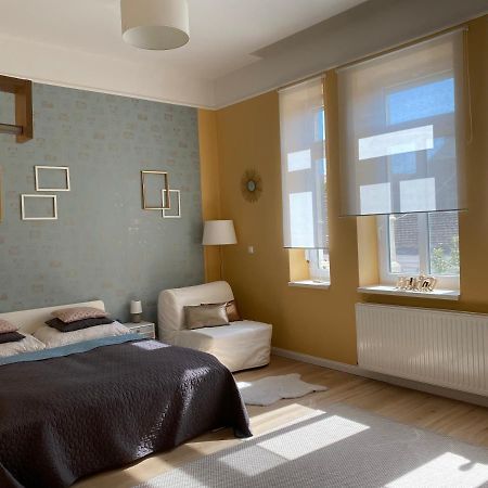Studio 18 Sopron Extérieur photo