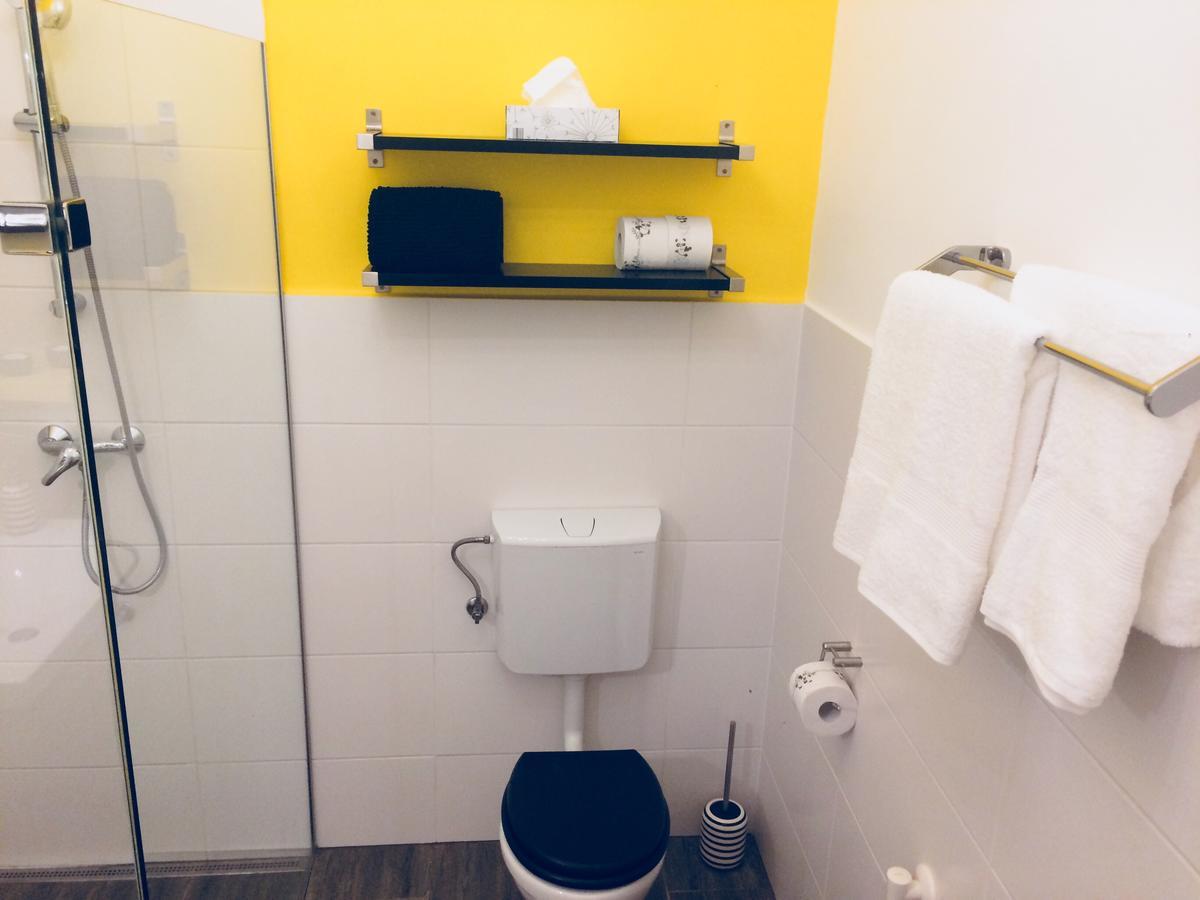 Studio 18 Sopron Extérieur photo